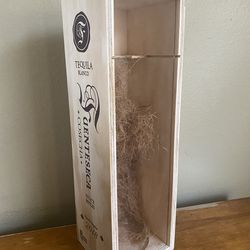 FUENTESECA COSECHA Tequila Blanco WOOD GIFT BOX 100% Agave Azul 2018