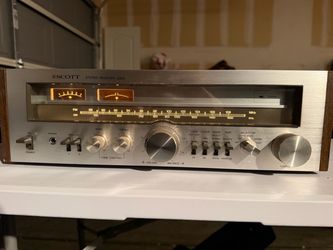 Vintage H.H. Scott 330R AM/FM Stereo Receiver – Powers On – AS IS