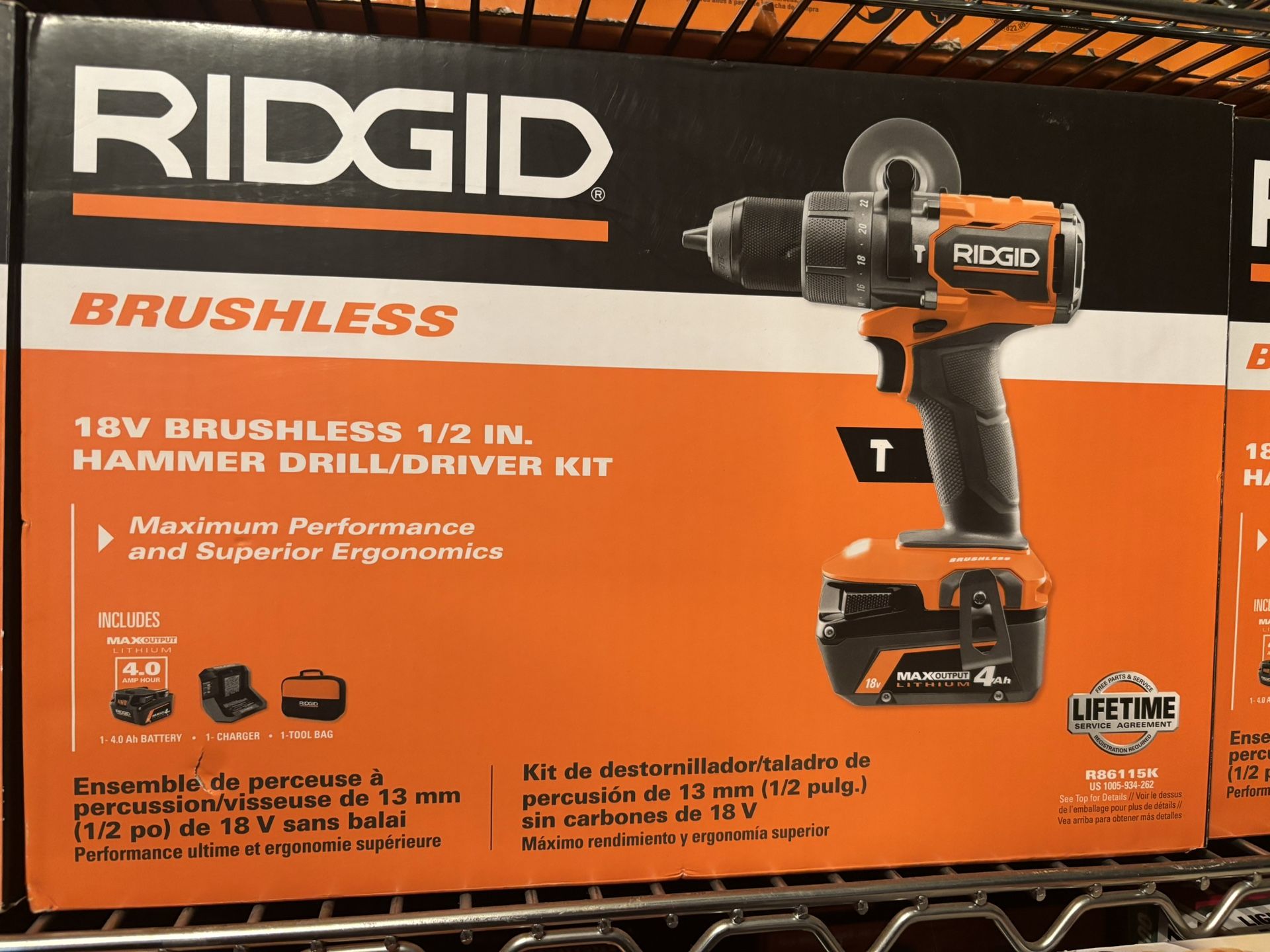 RIDGID - 18V Brushless Cordless 1/2 in. Hammer Drill/Driver Kit with 4.0 Ah MAX Output Battery, 18V Charger, and Tool Bag RIDGID - 18V Brushless Cordl