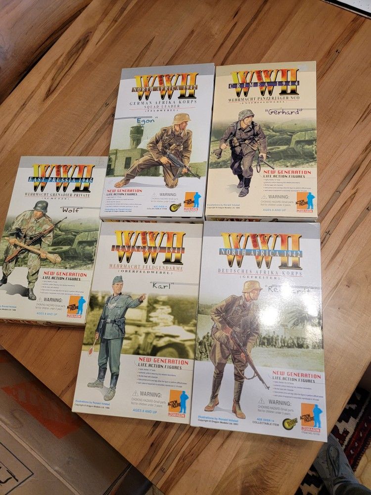 DML (Dragon Models Limited) 1/6th scale WWII Action Figure Lot.