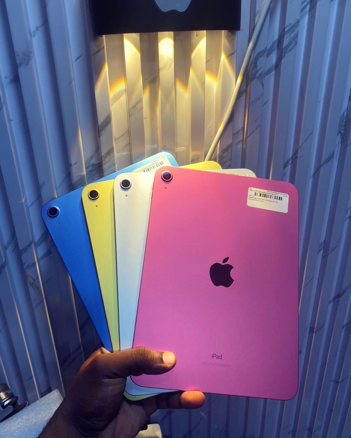 Brand New Apple iPad 10th Gen (64GB) – Multiple Colors Available