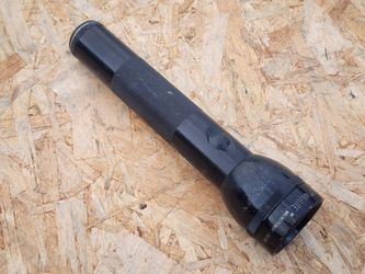 MAGLITE FLASHLIGHTS light