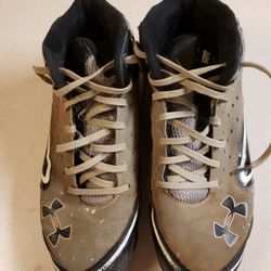 Baseball Shoes Size 12