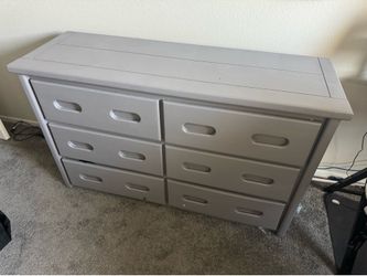 Wood dresser