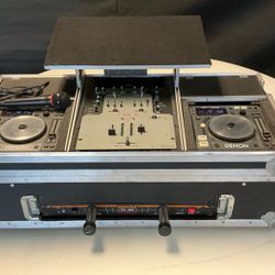 Odyssey Turntable DJ Coffin With Wheels