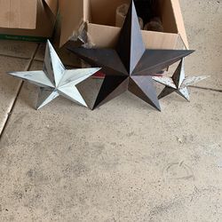 3 Decorative Stars