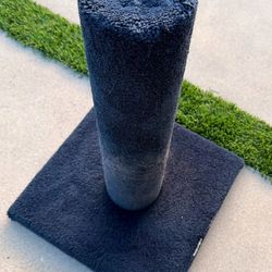 Cat Scratch Post - Carpet Based 
