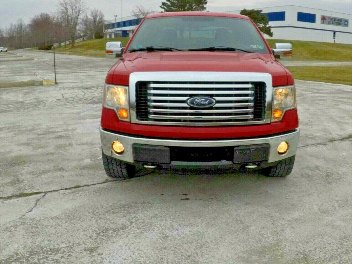 Reduced.Price 2010 Ford F150 XLT Needs.Nothing FWDWheelss