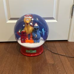 Snow Globe 12 Inch 