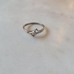 Gemini Zodiac Symbol Women Ring