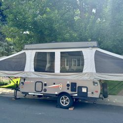 Forest River Flagstaff 205 Pop-Up Camper