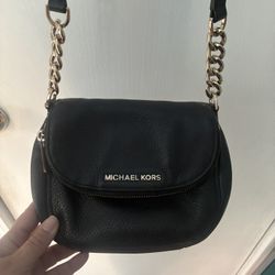 Michael Kors Crossbody purse