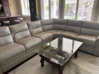 Sectional sofa