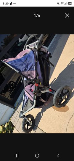 Three-Wheel Jogging Stroller