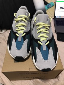 Yeezy Boost 700
