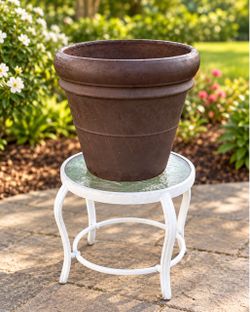Large Terracotta  Brown Outdoor Planter Pot – 19” Wide × 16.5” Tall