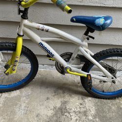 Minion kids bike 16’