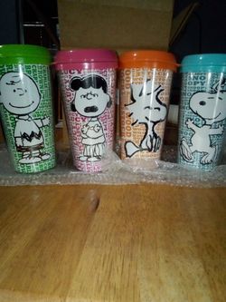 Peanuts Cups (Charlie Brown)