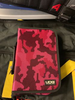UDG cd wallet 100 new