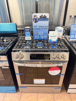 Frigidaire Slide in Gas Range with Air Fry