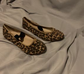Old navy girls flats size 4
