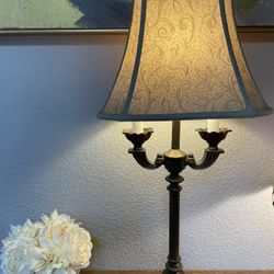 Vintage signed Dale Tiffany Lamp