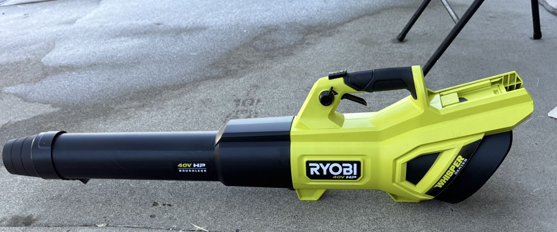 RYOBI 40V HP Brushless Whisper Series 160 MPH 650 CFM Cordless Battery Leaf Blower (Tool Only)