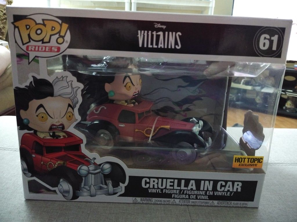 Funko Pop! Cruella in Car