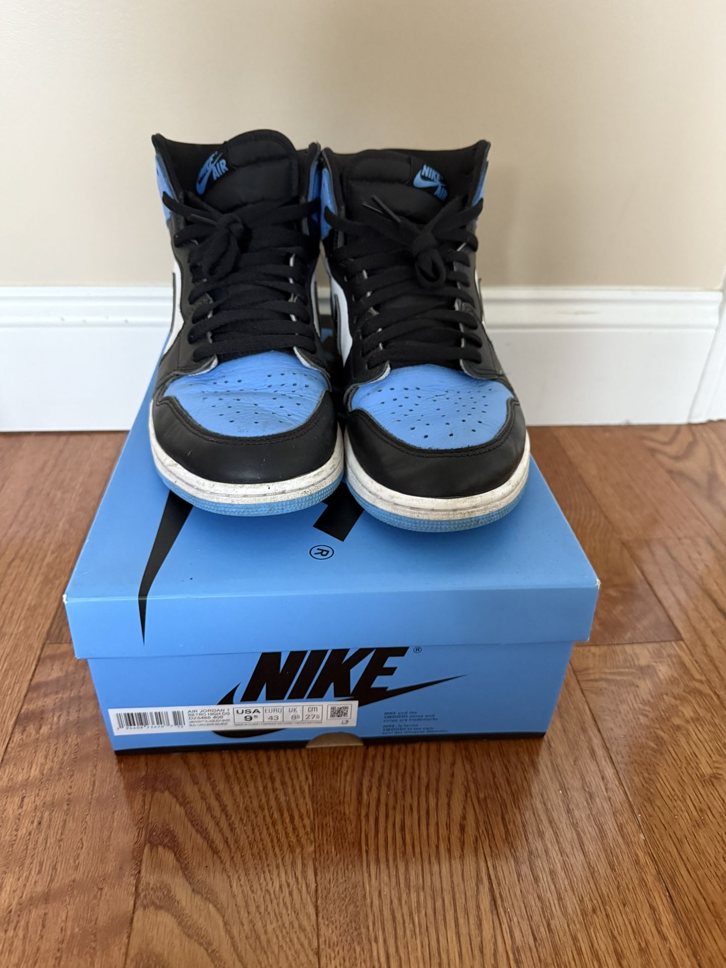 UNC Toe Sz 9.5