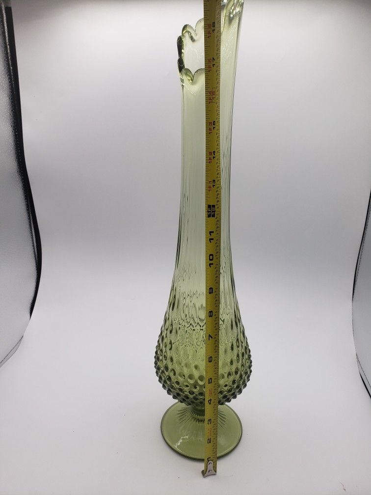Fenton Large Colonial Green Hobnail Swung Vase