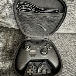 Like New Microsoft Xbox Series S/X Elite Series 2 Black Wireless Controller With Racing Paddles