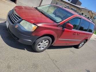 2008 Chrysler Town & Country