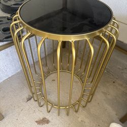 Accent Table 