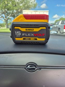 Dewalt flexvolt battery