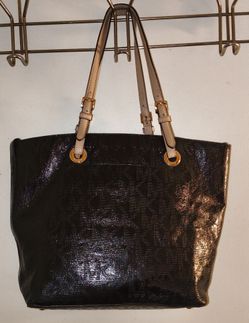 New Michael Kors Purse