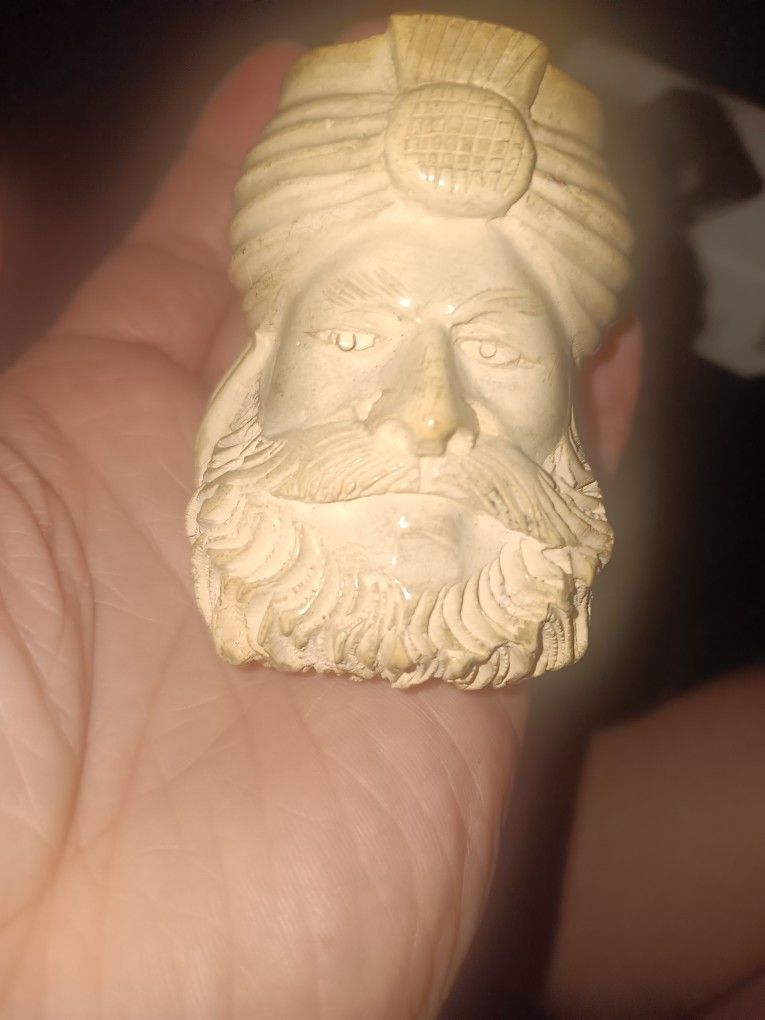 Hand CARVED MEERSCHAUM Smoking Pipe