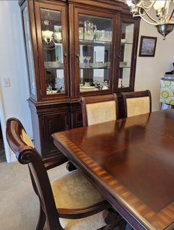 Dining Room Table, Chairs And Hutch