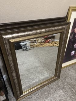 3 decorations mirrors