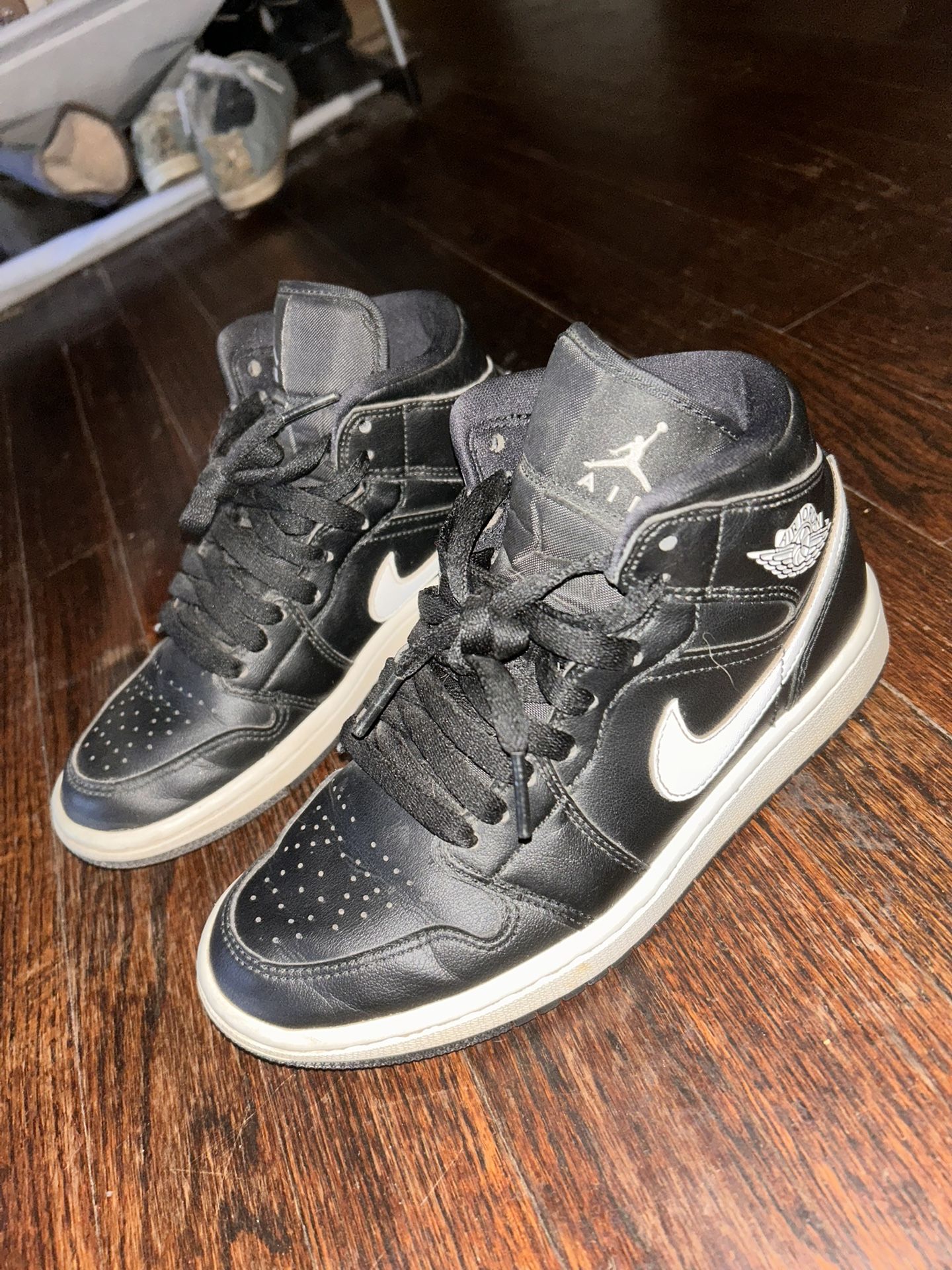 Air Jordan 1