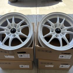 M10 Wheels Rims 15x7 5x114.3 +35 White
