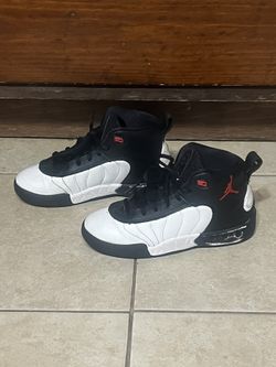 Jordan Shoes Kids Size 2. Very Good Condition $30