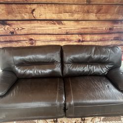 💥 Dark Brown Reclining Leather Couch – Full Comfort Setup for $200 💥