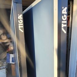 STIGA ping pong table