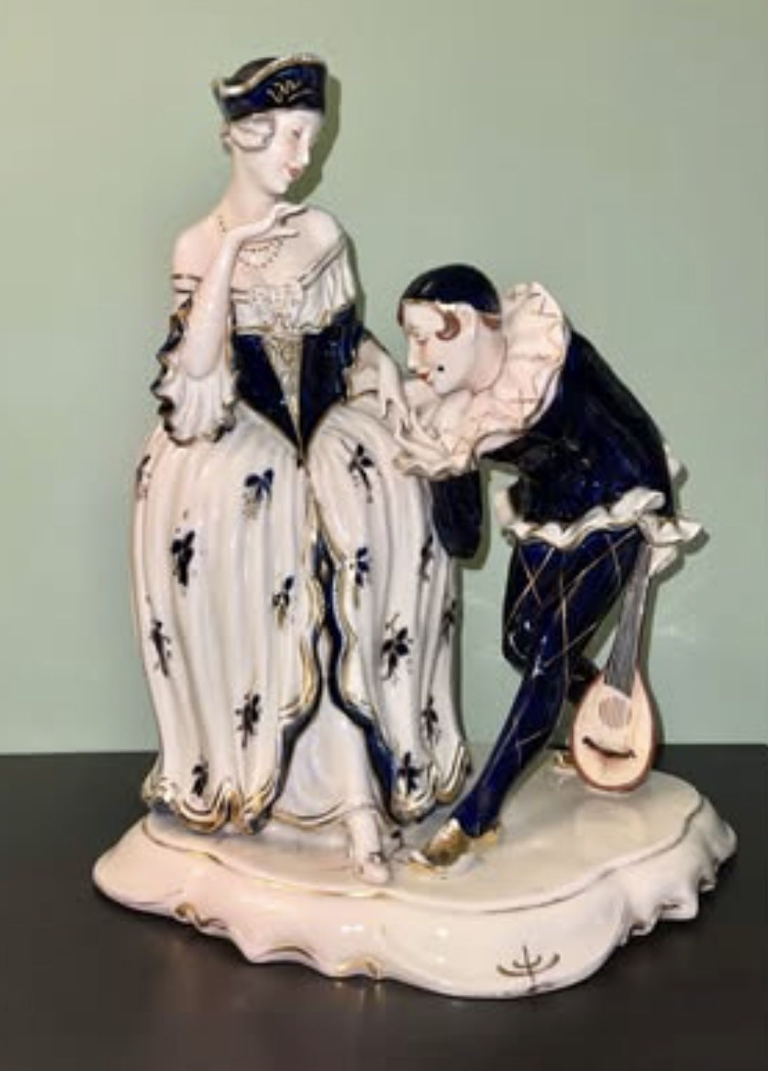 Statue Royal Dux Bohemia