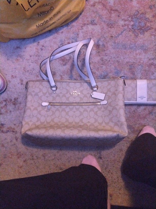 Coach Purse With Matching Wallet