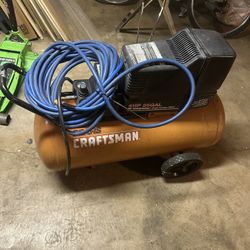 CraftsMan  Air Compressor 4hp 25 Gal Oil Free 