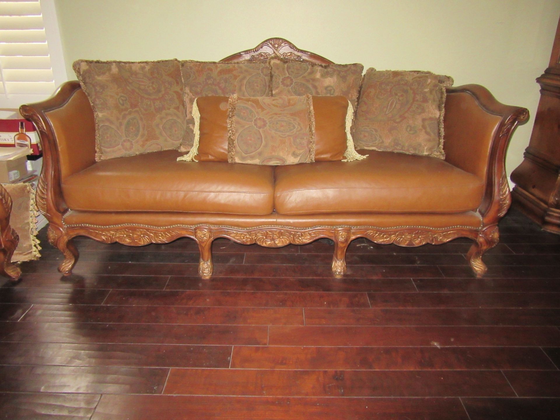 Brown Leather Furniture Set