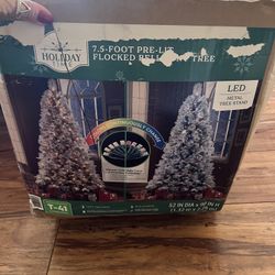 7.5 Foot Pre Lit Flocked Holiday Tree