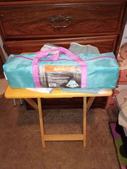 Kids tent