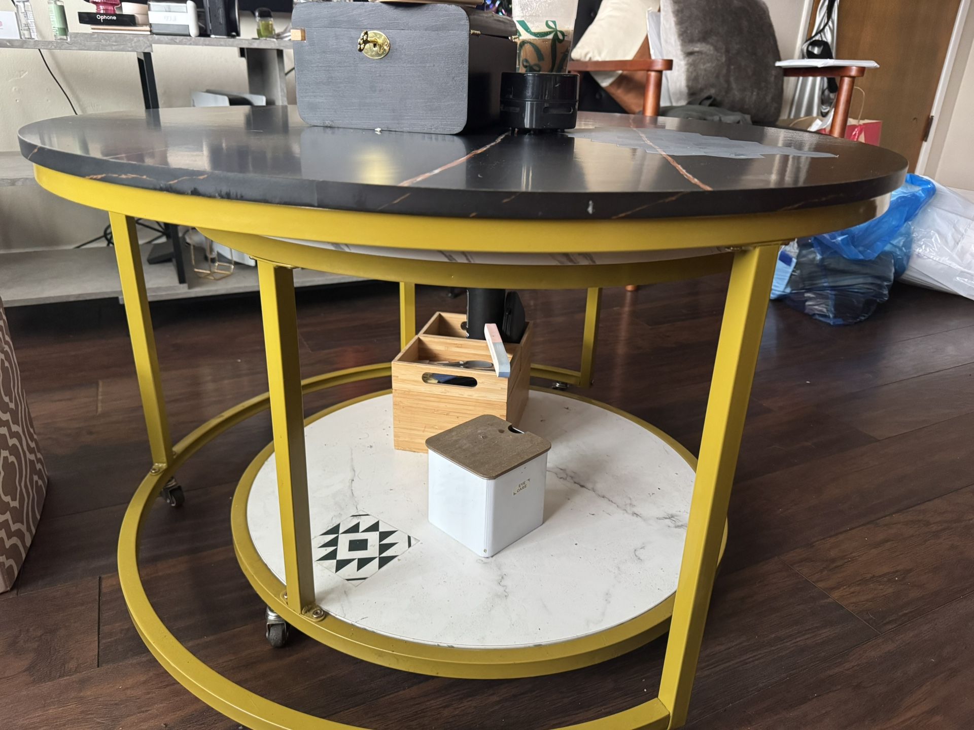 Nesting Coffee Table With Caster Wheels